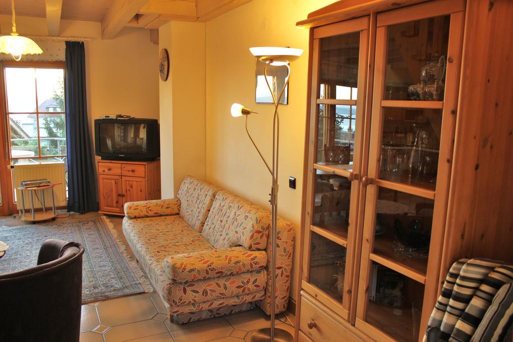 Bodenseegaestehaus Ульдинген-Мюльхофен Номер фото