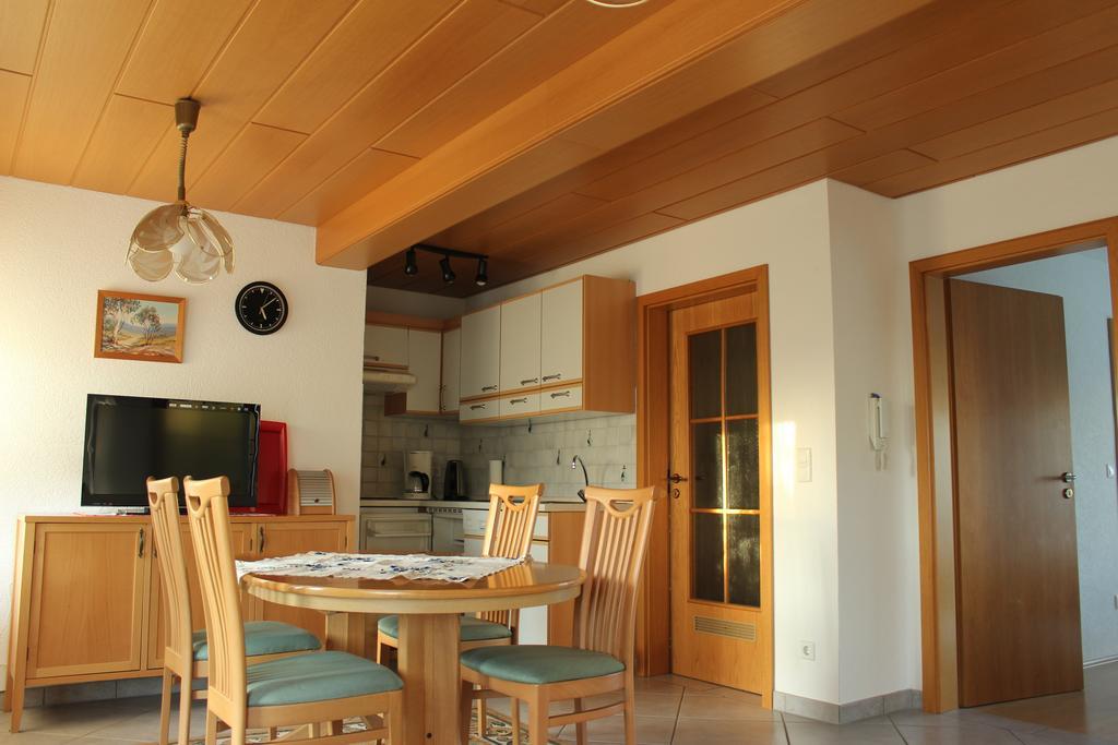 Bodenseegaestehaus Ульдинген-Мюльхофен Номер фото
